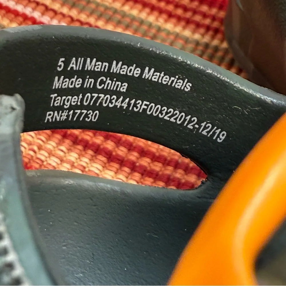 Cat & Jack Toddler Ade Footbed Sandals Green Camo Size 5 - Picture 6 of 13